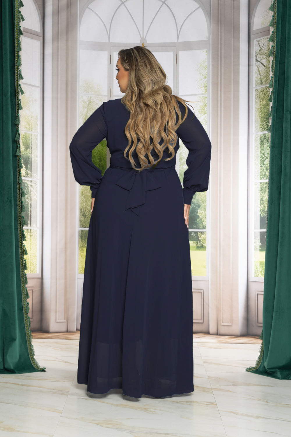 NAOMI- PLUS SIZE
