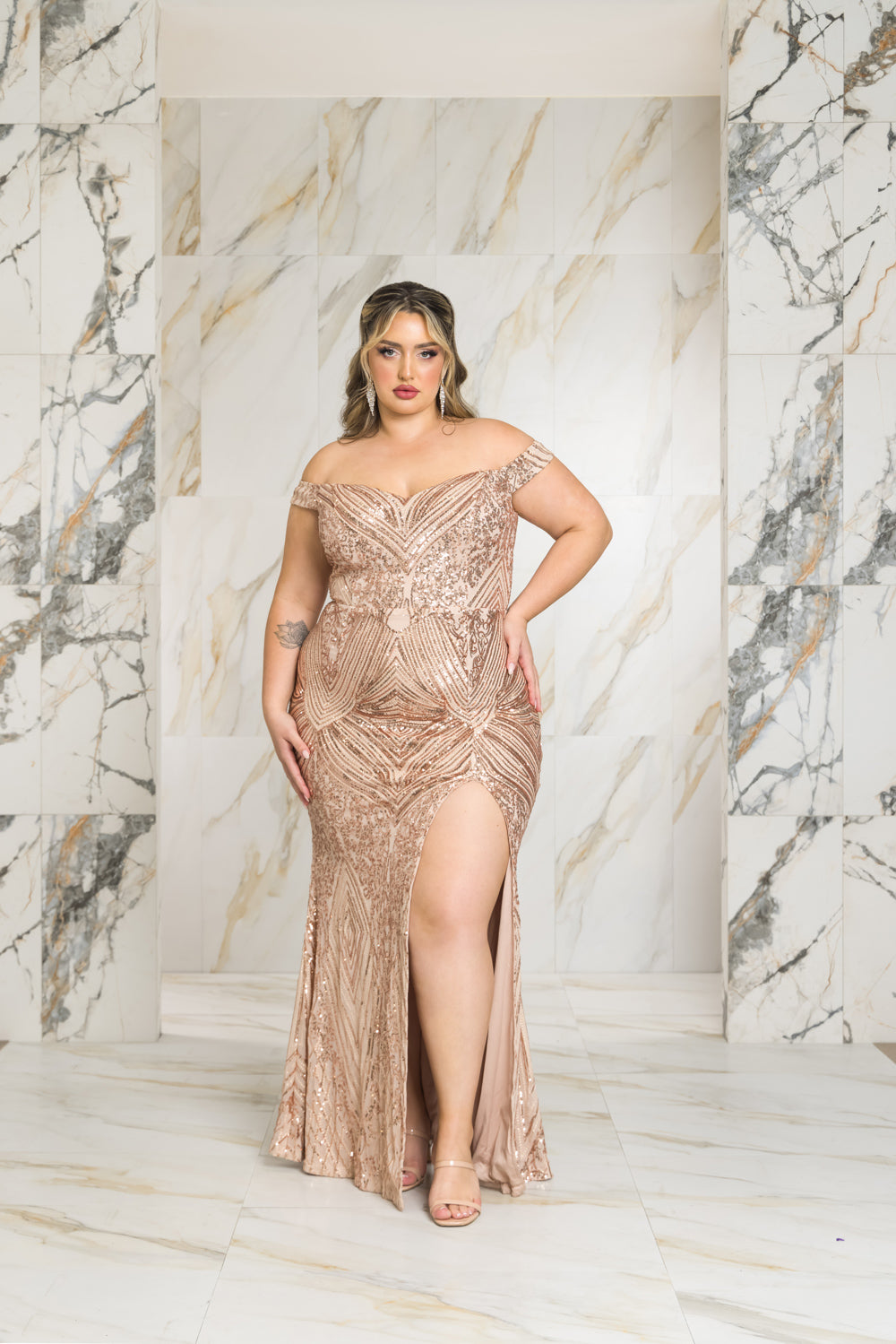 CASSANDRA- PLUS SIZE